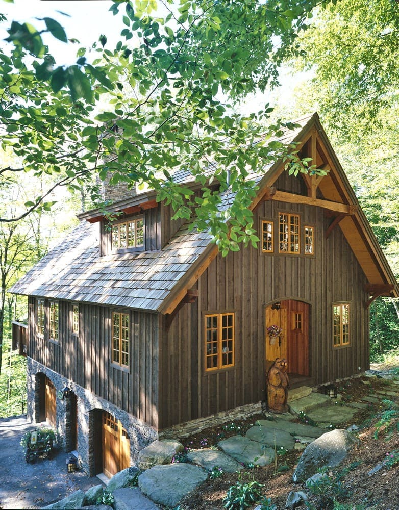 HawkMountain02 The Plymouth Carriage House Board and Batten Siding