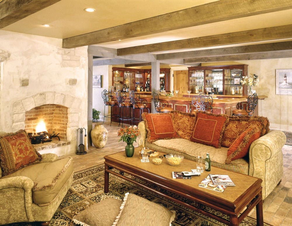 4753-22 exposed beam wine room