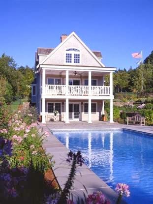 NewEnglandHomeWithPool
